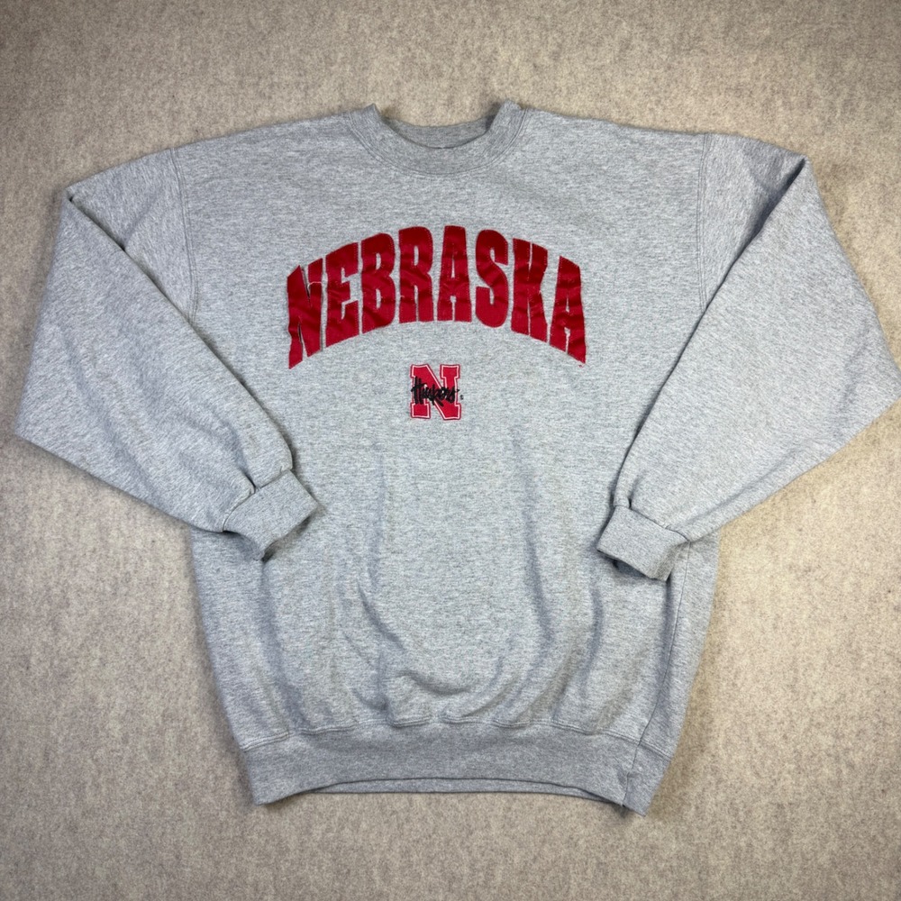 Vintage Nebraska Cornhuskers Sweatshirt Mens Medium Gray Dodger Made in USA Ncaa